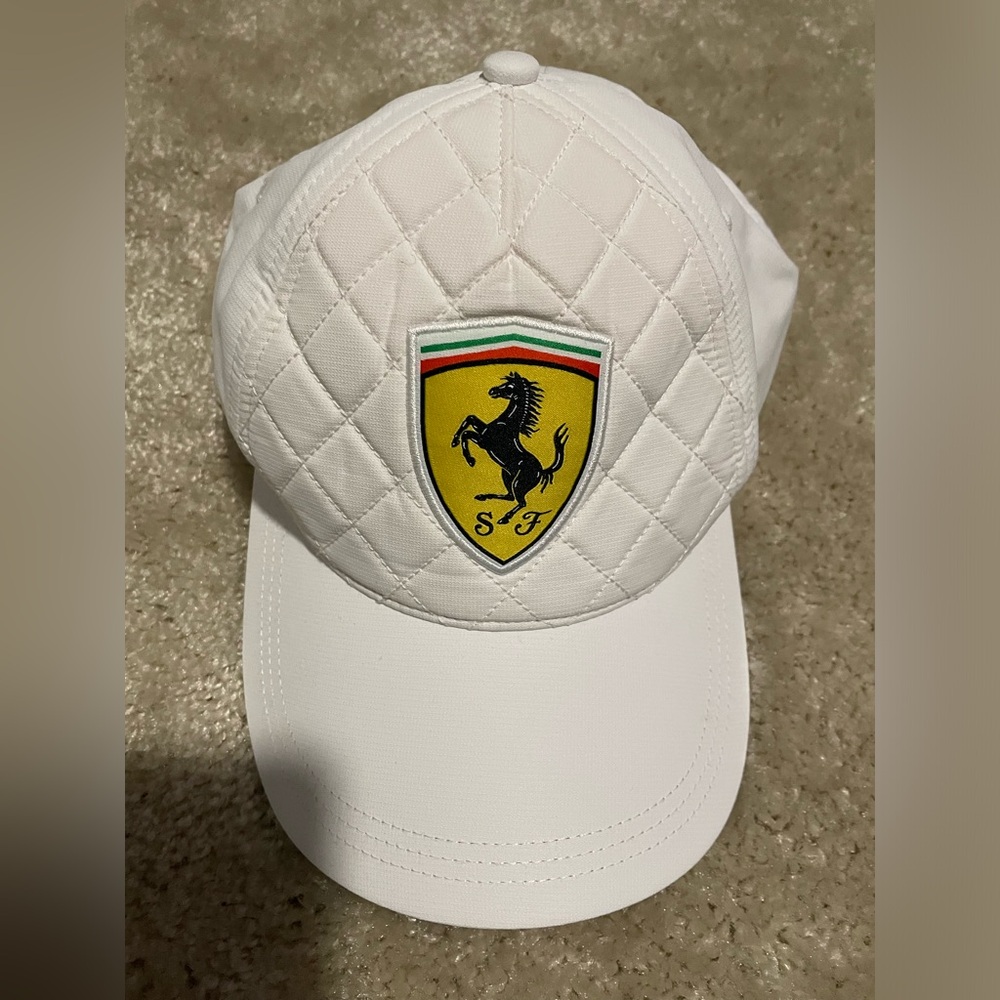 FERRARI WHITE HAT CAP